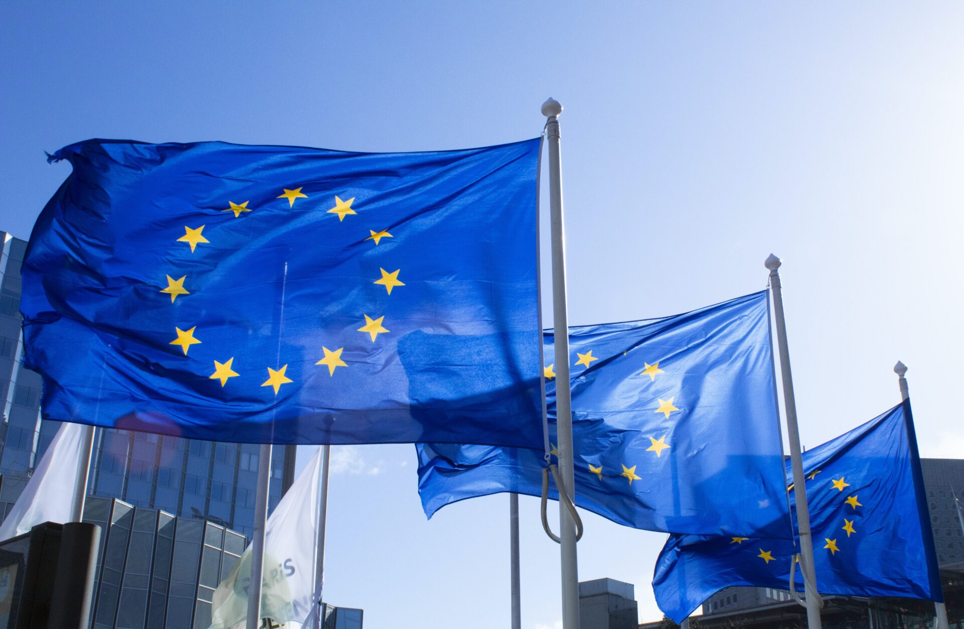 La Corte EU nega piena trasparenza nell’uso dell’AI nel riconoscimento delle emozioni alle frontiere