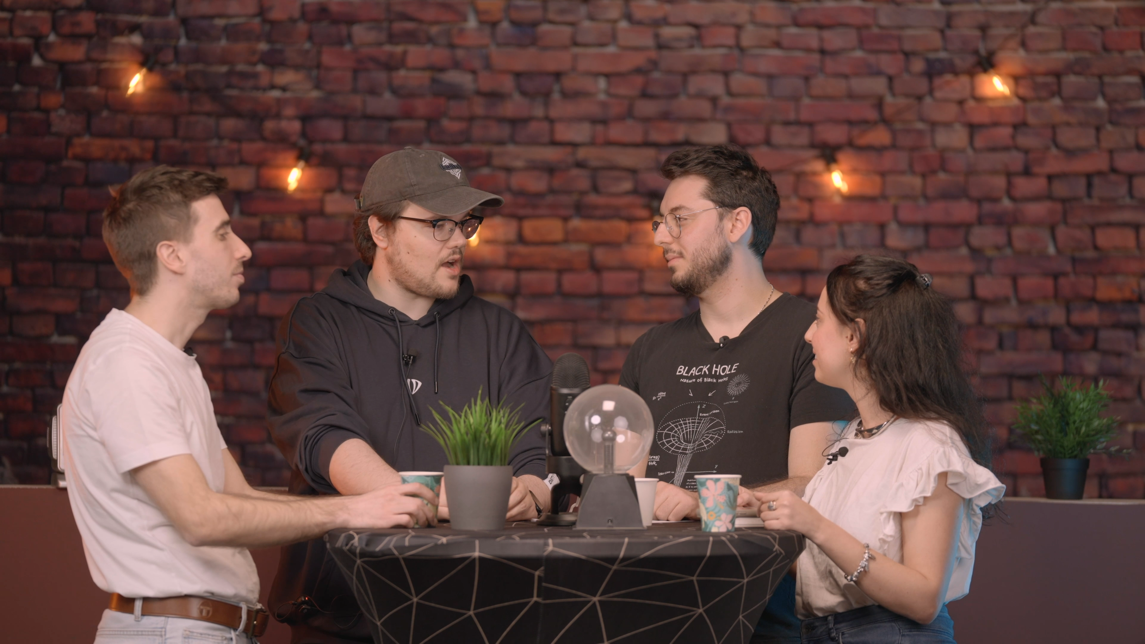 AIAIAI Podcast: un nuovo spazio di dialogo sull’intelligenza artificiale | Stagione 1